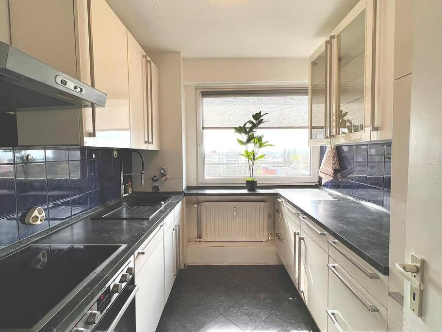 Maisonette Penthouse Laatzen - 5 Min To Messe Hannover Ngoại thất bức ảnh