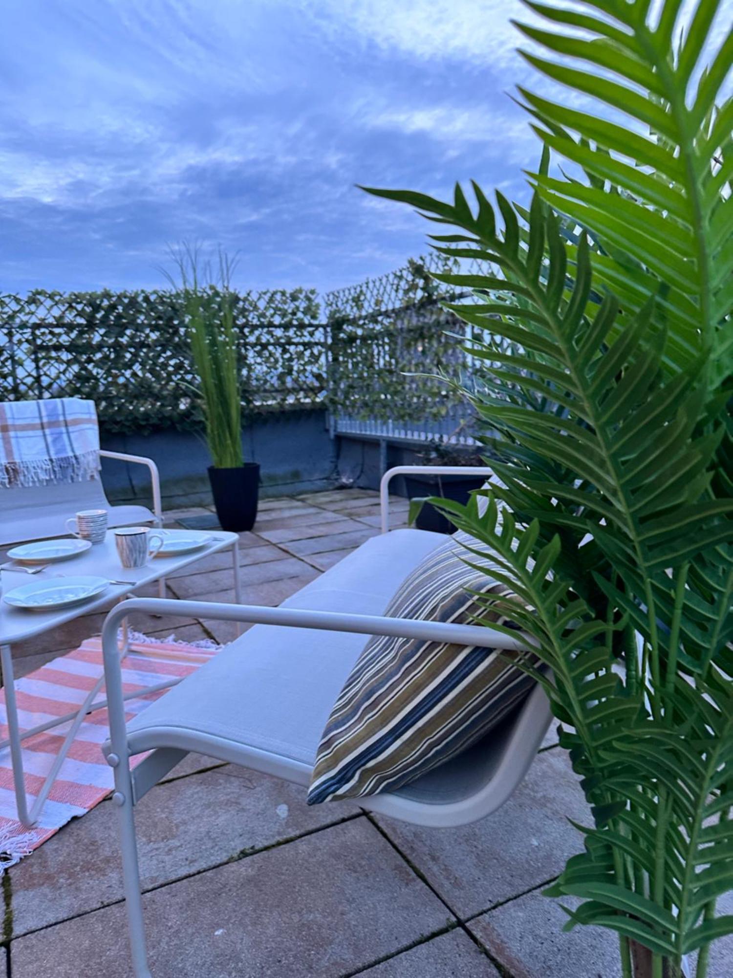 Maisonette Penthouse Laatzen - 5 Min To Messe Hannover Ngoại thất bức ảnh