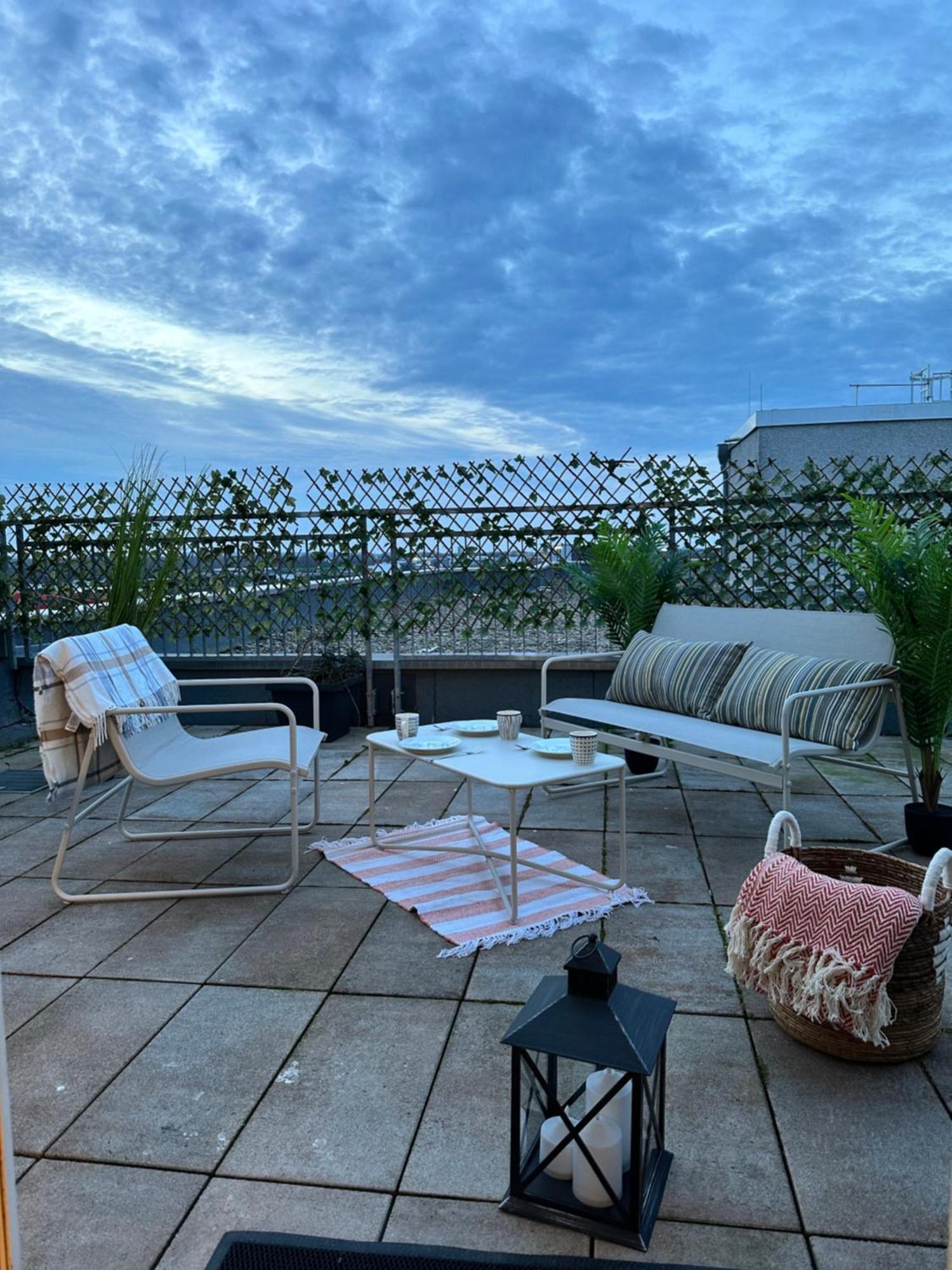 Maisonette Penthouse Laatzen - 5 Min To Messe Hannover Ngoại thất bức ảnh